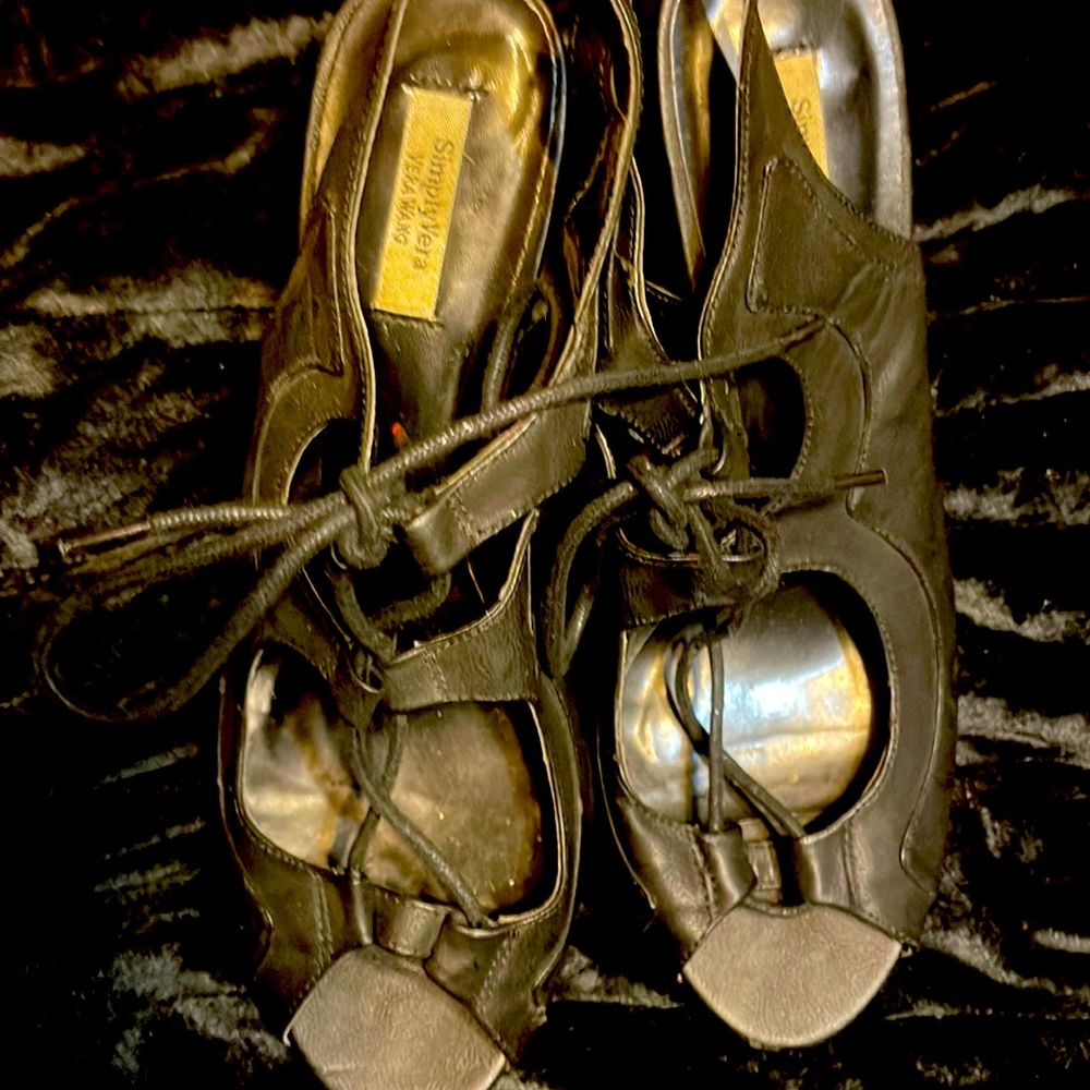 Woman’s Simply Vera Shoes